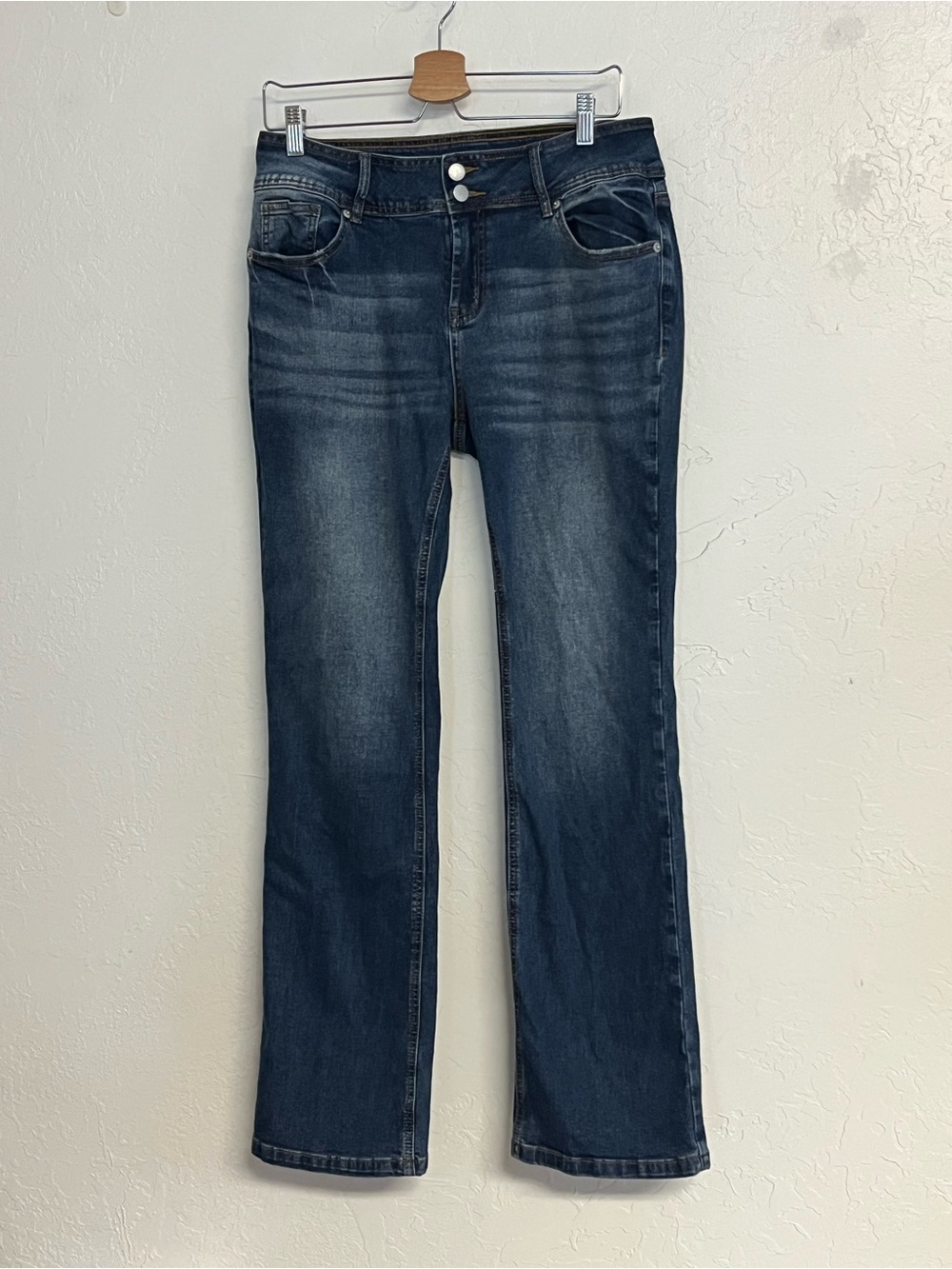 Women's Dark Wash Bootcut Jeans - Mid Rise Stretch